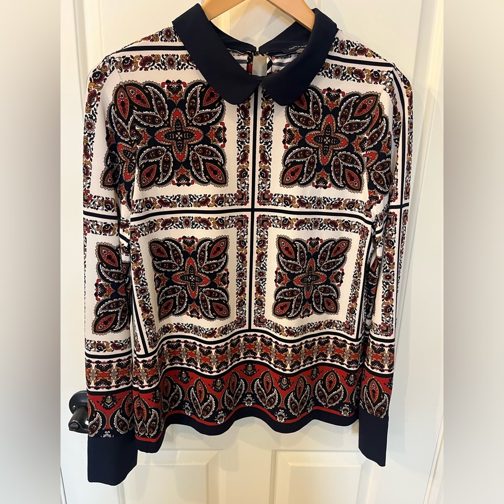 Patterned Long Sleeve Blouse